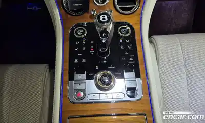 Bentley Continental 2023 4.0 гидро в Москве № 1134325, миниатюра 12