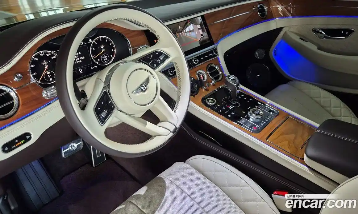 Bentley Continental 2023 4.0 гидро в Москве № 1134325, фото 13