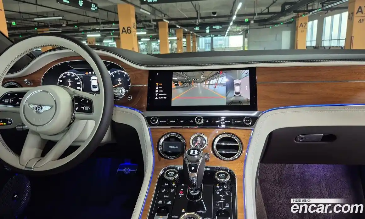 Bentley Continental 2023 4.0 гидро в Москве № 1134325, фото 16