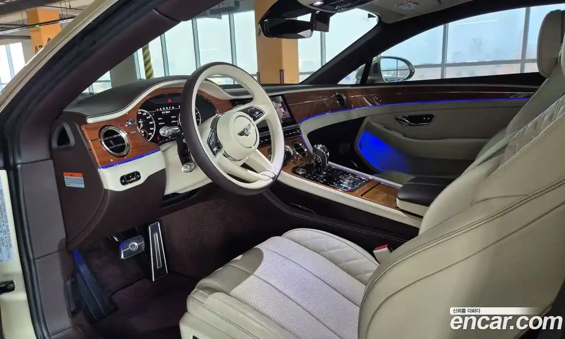 Bentley Continental 2023 4.0 гидро в Москве № 1134325, фото 8