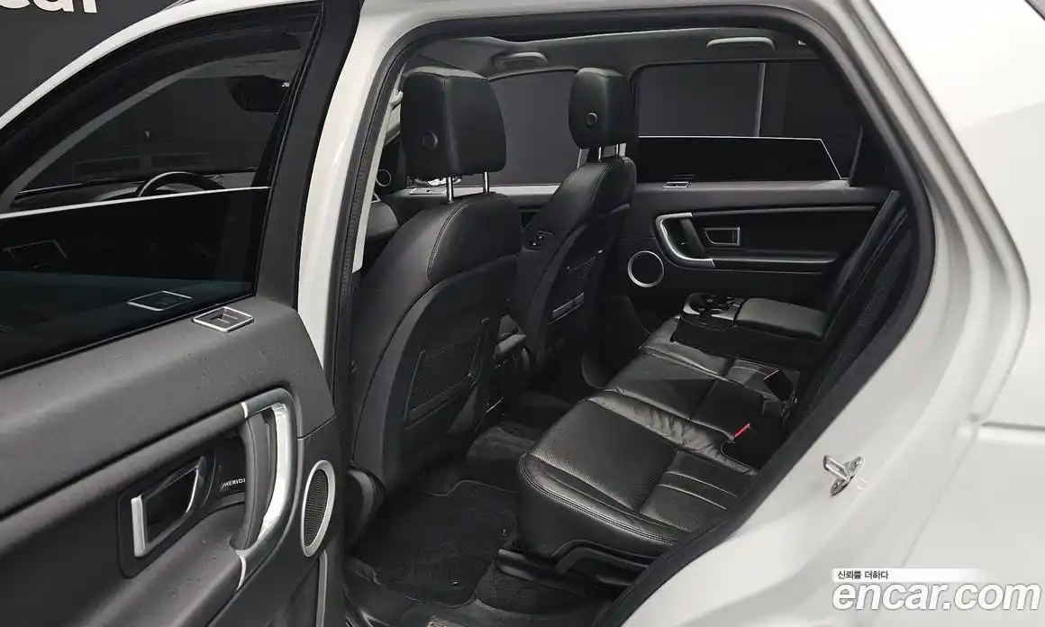 Land Rover Discovery Sport 2018 2.0 гидро в Москве № 1136460, фото 12