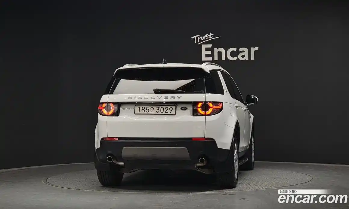 Land Rover Discovery Sport 2018 2.0 гидро в Москве № 1136460, фото 4