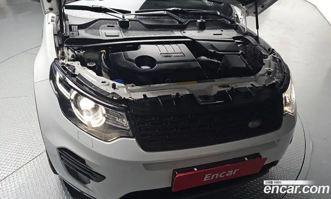 Land Rover Discovery Sport 2018 2.0 гидро в Москве № 1136460, фото 6