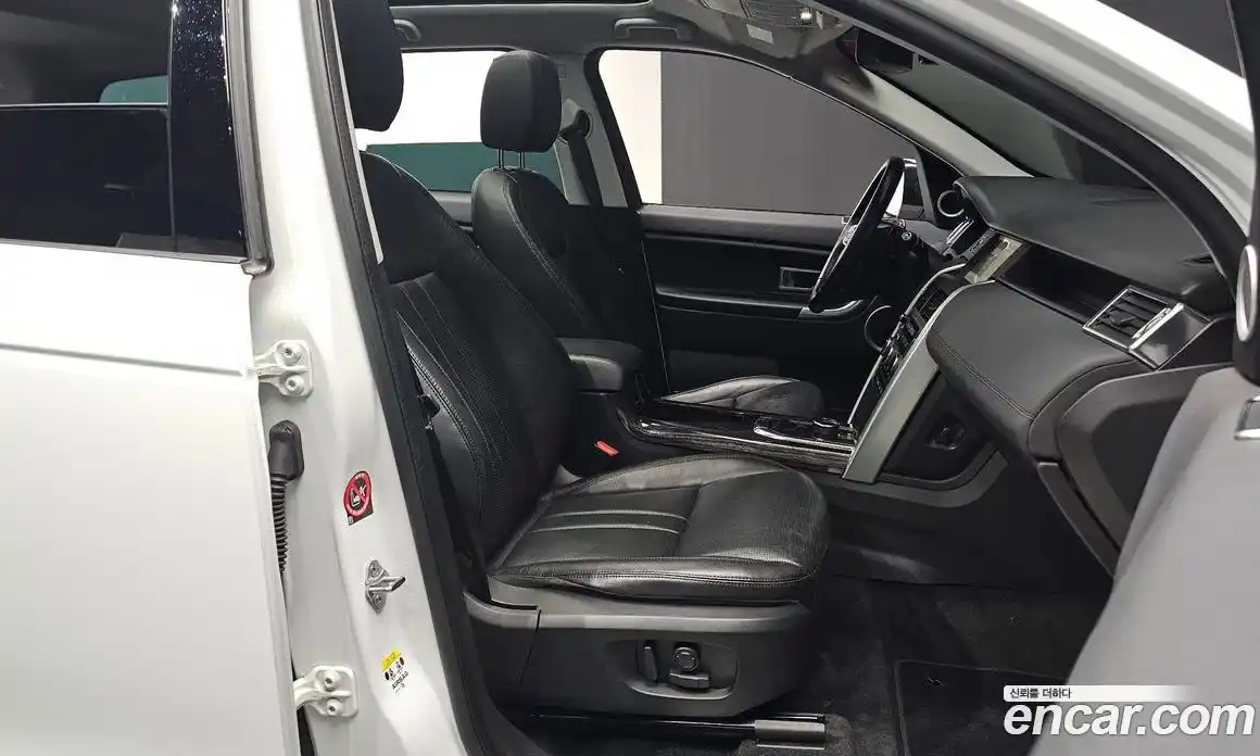 Land Rover Discovery Sport 2018 2.0 гидро в Москве № 1136460, фото 10