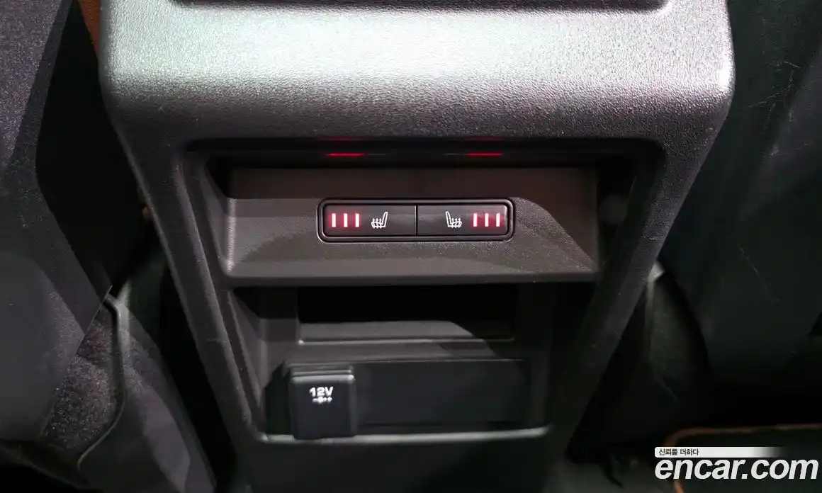 Land Rover Discovery Sport 2017 2.0 гидро в Москве № 1137010, фото 17