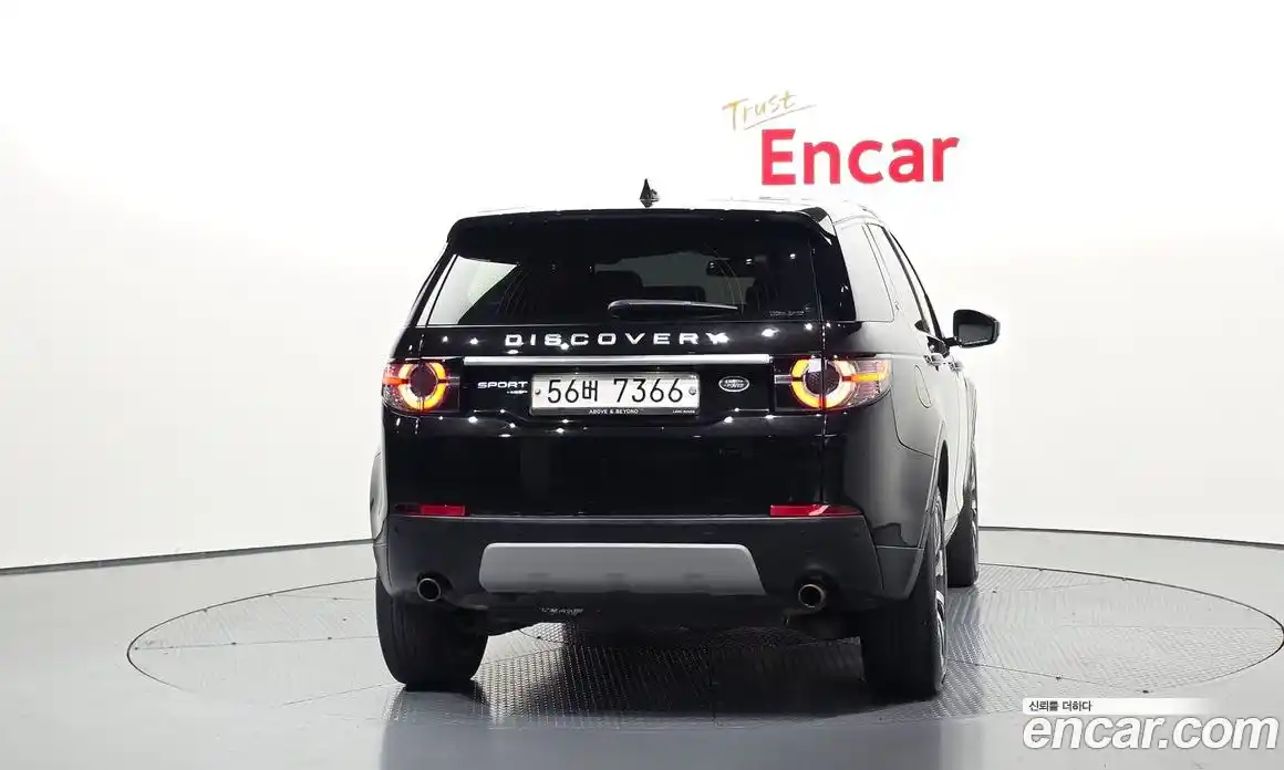 Land Rover Discovery Sport 2017 2.0 гидро в Москве № 1137010, фото 4