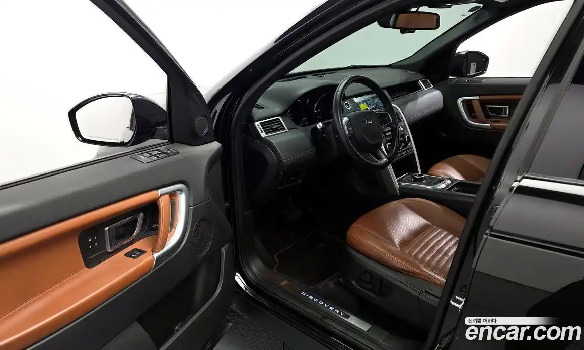 Land Rover Discovery Sport 2017 2.0 гидро в Москве № 1137010, фото 10