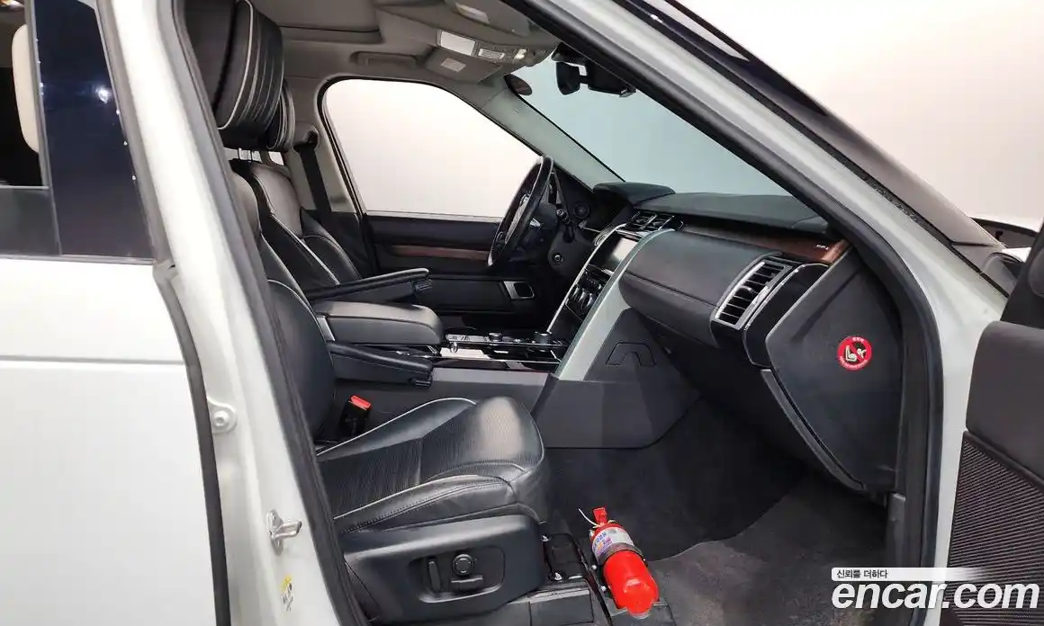 Land Rover Discovery 2018 3.0 гидро в Москве № 1137518, фото 11