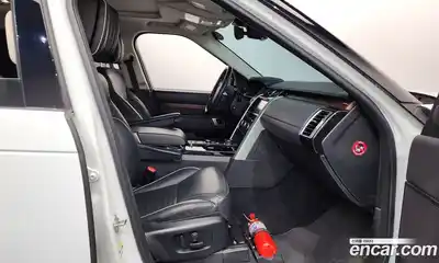 Land Rover Discovery 2018 3.0 гидро в Москве № 1137518, миниатюра 11