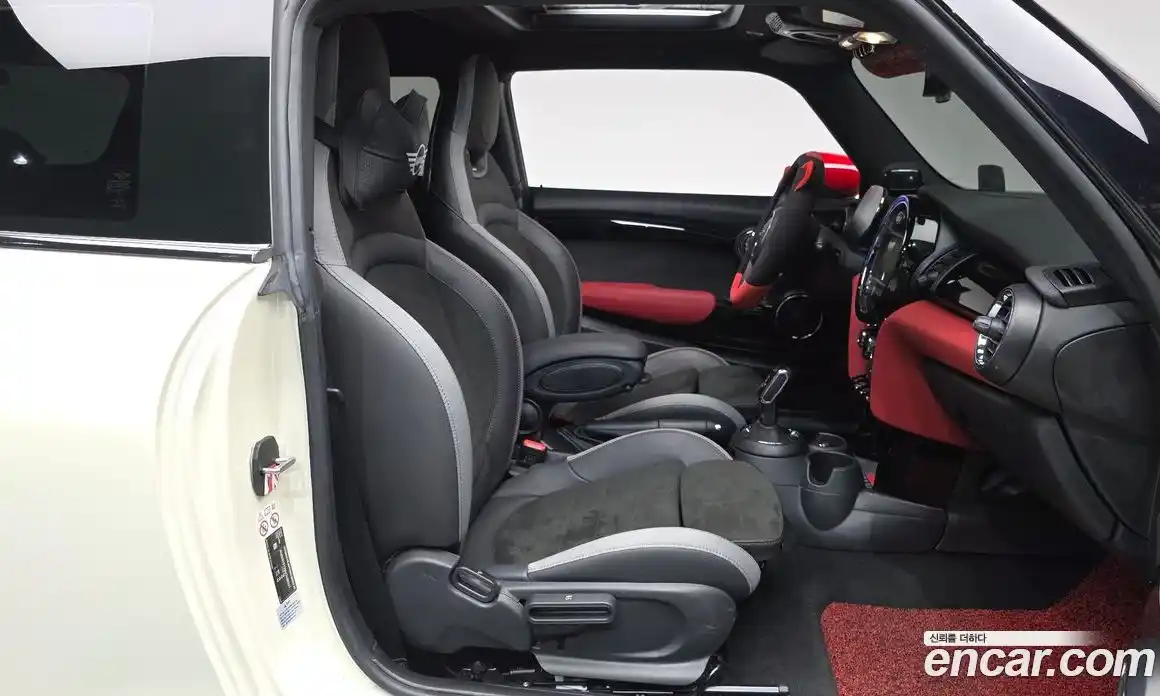 Mini Cooper 2021 2.0 гидро в Москве № 1137758, фото 9