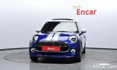 Mini Cooper 2021 1.5 гидро в Москве № 1138038, миниатюра 3