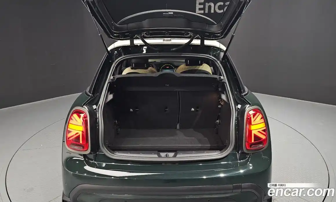 Mini Cooper 2022 1.5 гидро в Москве № 1138104, фото 20