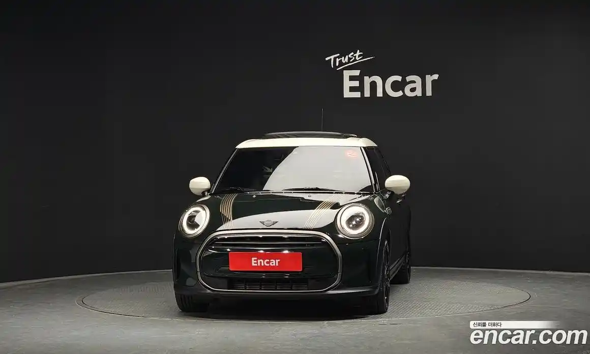 Mini Cooper 2022 1.5 гидро в Москве № 1138104, фото 3