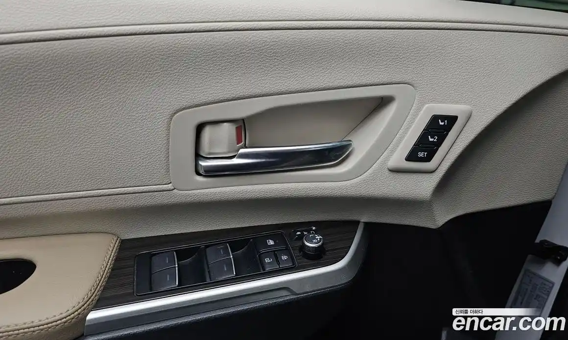 Toyota Sienna 2022 2.5 гидро в Москве № 1139345, фото 16