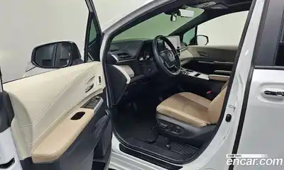 Toyota Sienna 2022 2.5 гидро в Москве № 1139345, миниатюра 10
