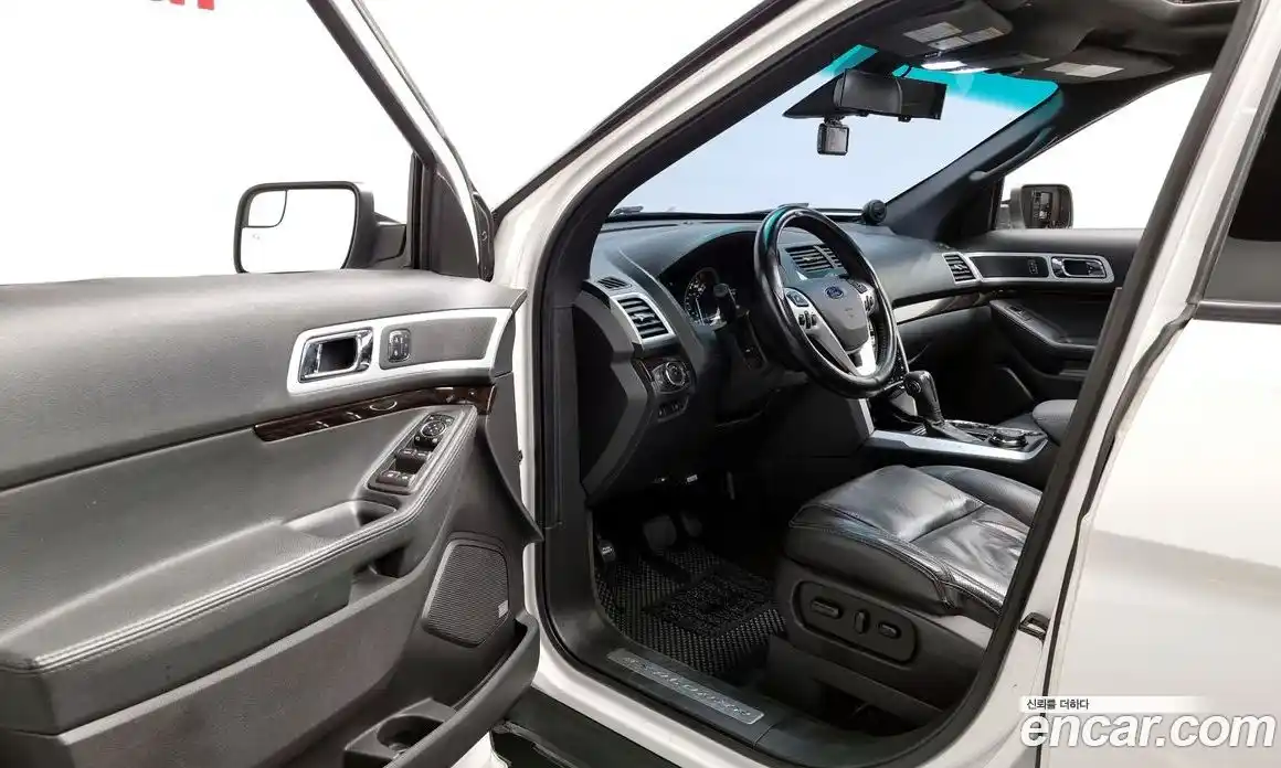 Ford Explorer 2015 3.5 гидро в Москве № 1139537, фото 10
