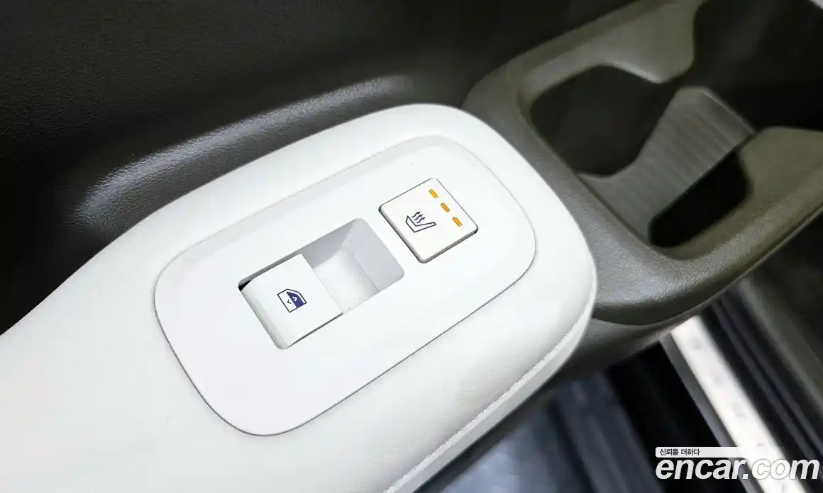 Hyundai Santa Fe 2025 1.6 Автомат в Москве № 1141671, фото 17