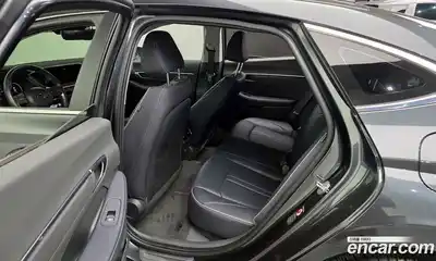 Hyundai Sonata 2021 2.0 Автомат в Москве № 1141749, миниатюра 11