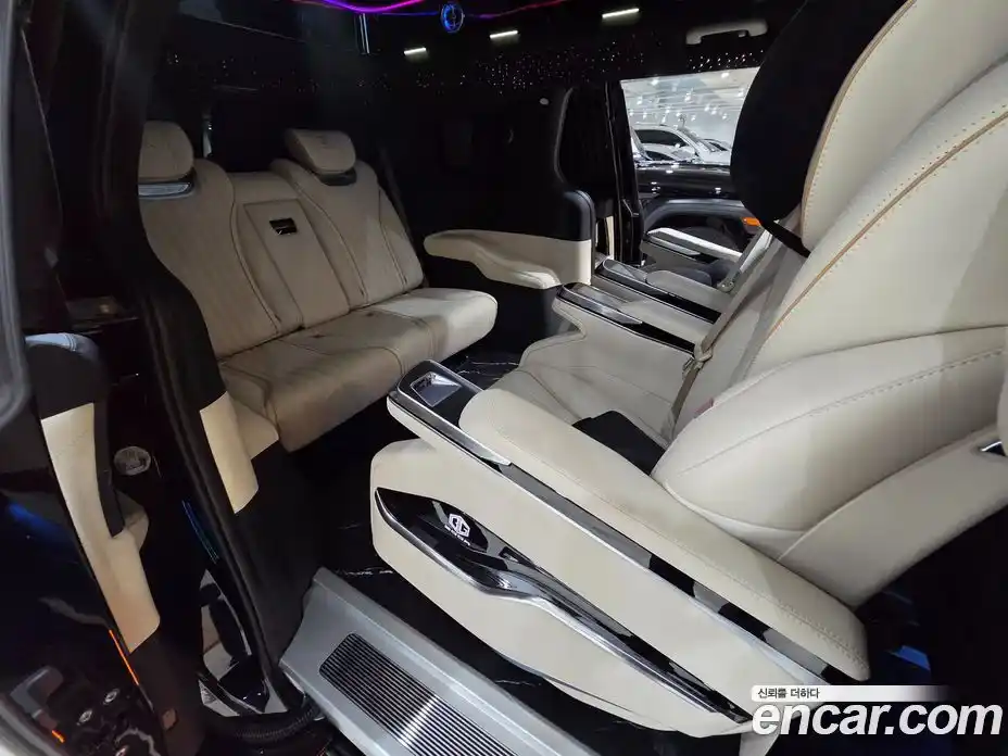 Kia Canival 2024 3.5 Автомат в Москве № 1142920, фото 18