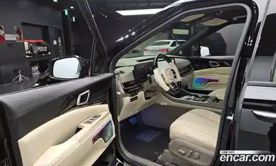 Kia Canival 2024 3.5 Автомат в Москве № 1142920, миниатюра 10