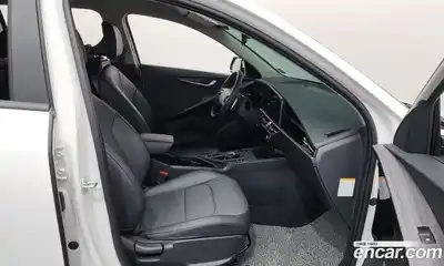 Kia Niro 2025 1.6 Автомат в Москве № 1142941, миниатюра 11