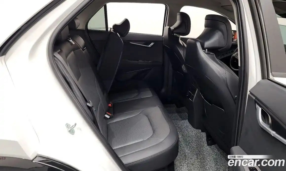 Kia Niro 2025 1.6 Автомат в Москве № 1142941, фото 12