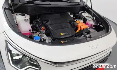 Kia Niro 2025 1.6 Автомат в Москве № 1142941, миниатюра 6