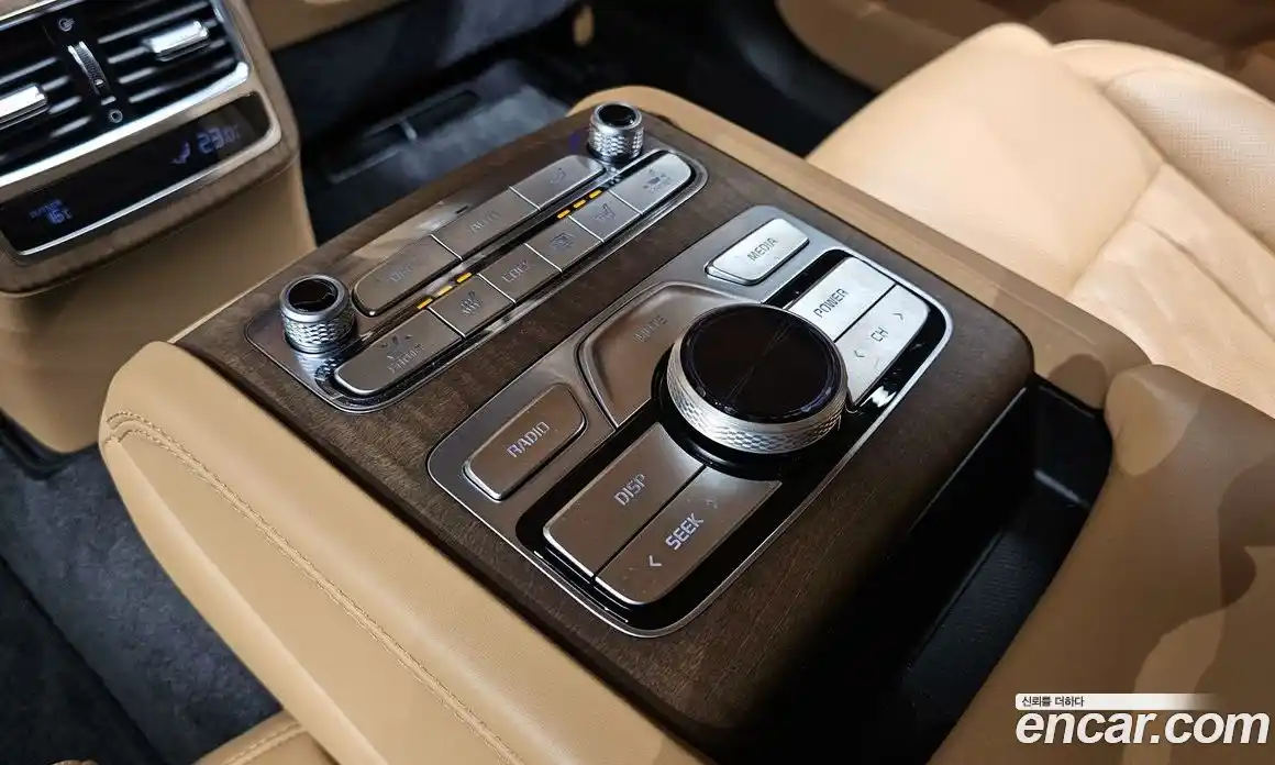 Kia K9 2023 3.3 Автомат в Москве № 1143076, фото 16