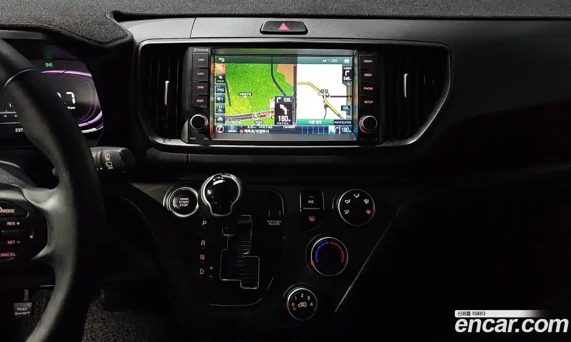 Kia Ray 2023 1.0 Автомат в Москве № 1143237, фото 14