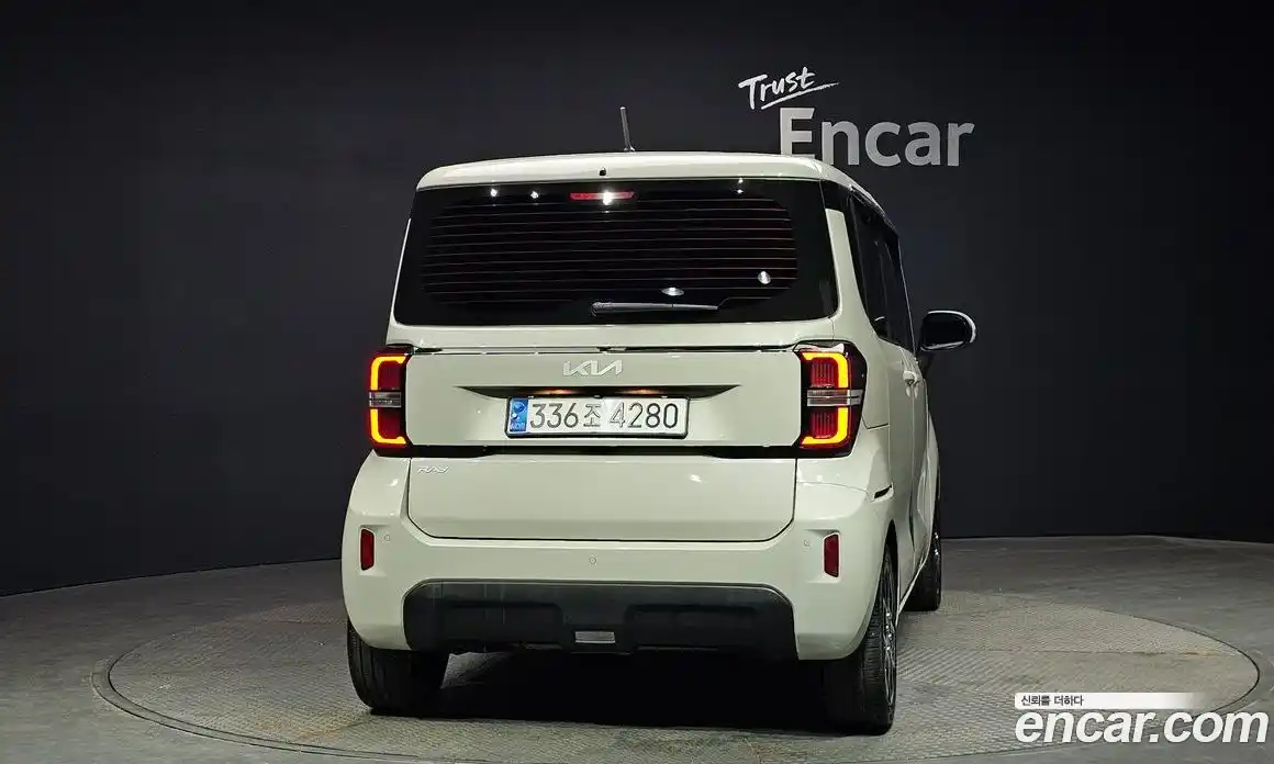 Kia Ray 2023 1.0 Автомат в Москве № 1143237, фото 4