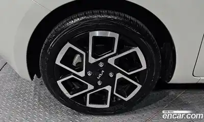 Kia Ray 2023 1.0 Автомат в Москве № 1143237, миниатюра 5