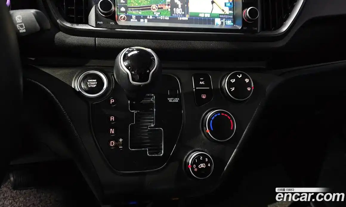 Kia Ray 2023 1.0 Автомат в Москве № 1143237, фото 9