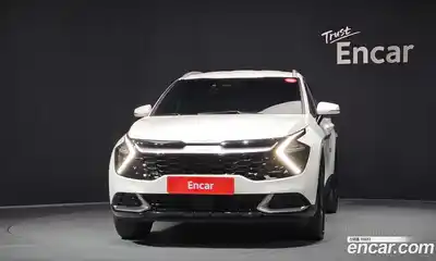 Kia Sportage 2022 1.6 Автомат в Москве № 1143292, миниатюра 3