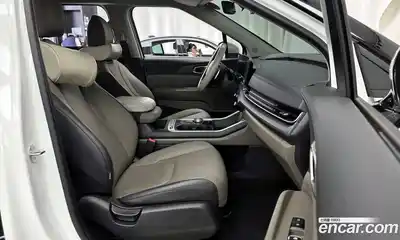 Kia Canival 2024 3.5 Автомат в Москве № 1143306, миниатюра 11