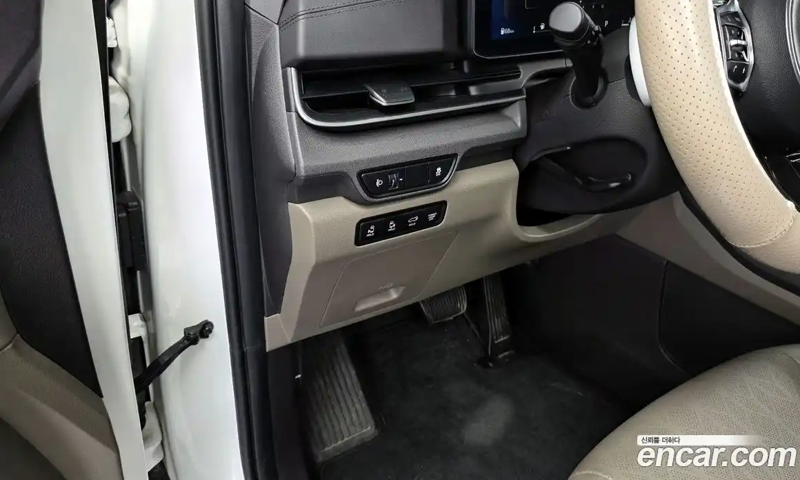 Kia Canival 2024 3.5 Автомат в Москве № 1143306, фото 17