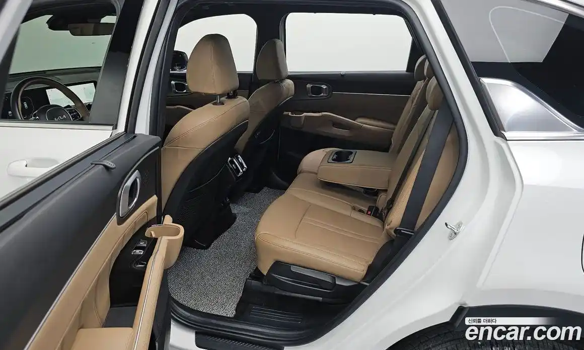 Kia Sorento 2024 2.2 Автомат в Москве № 1143346, фото 11