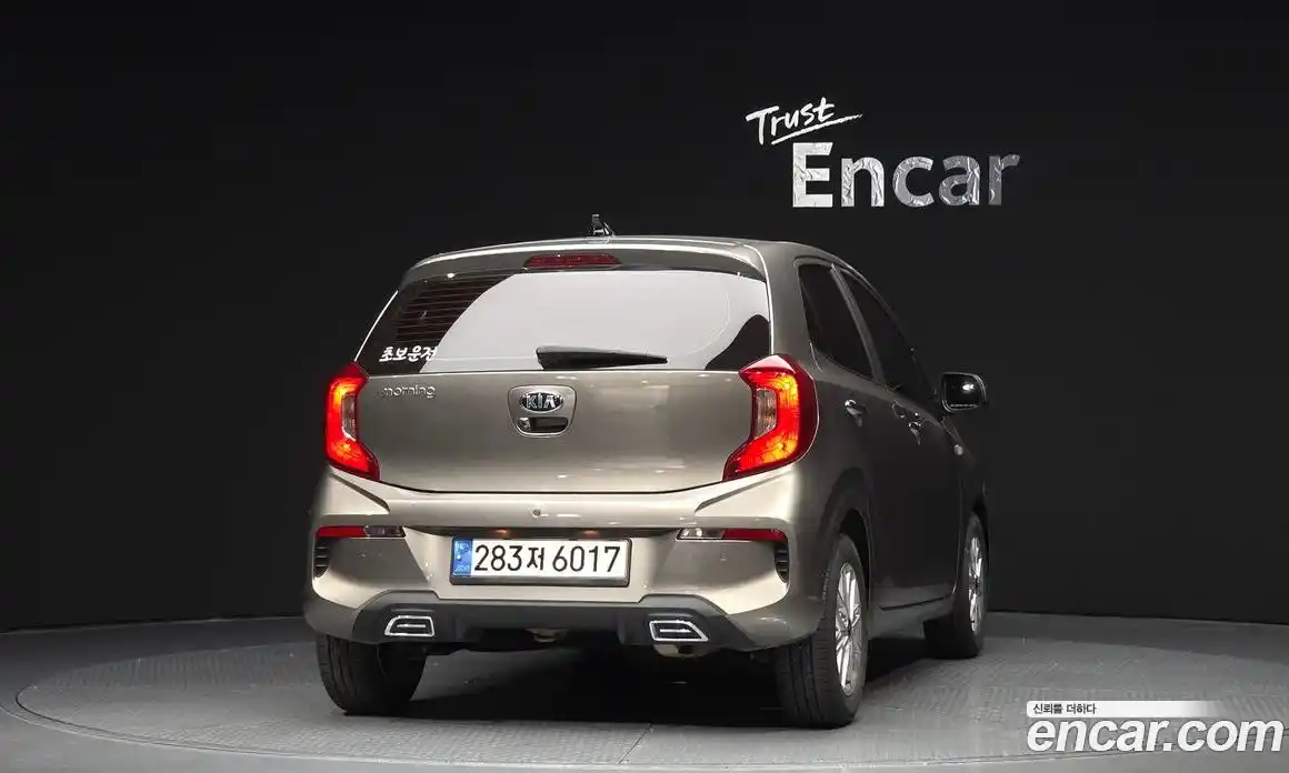 Kia Morning 2020 1.0 Автомат в Москве № 1143440, фото 4