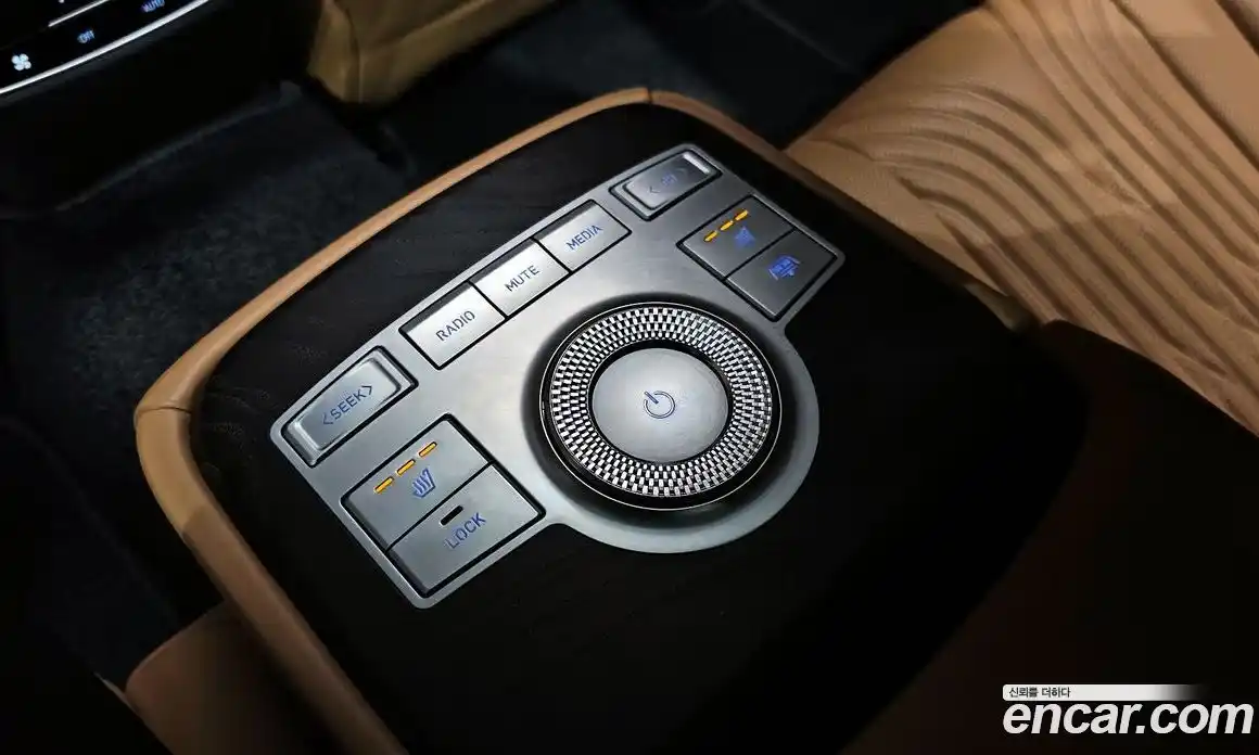 Genesis G80 2020 2.5 Автомат в Москве № 1143571, фото 17