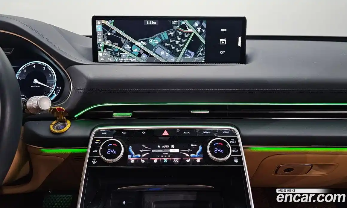 Genesis GV80 2022 3.0 Автомат в Москве № 1143597, фото 14