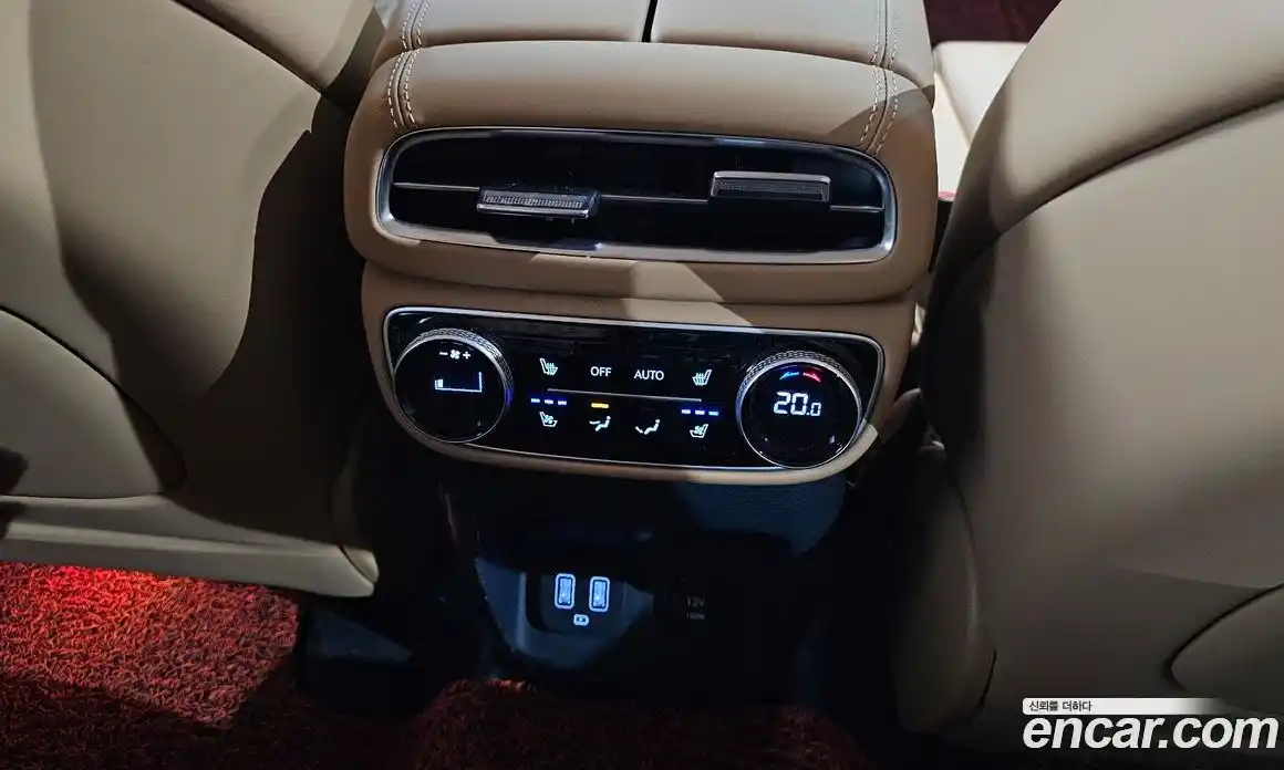 Genesis GV80 2022 3.0 Автомат в Москве № 1143597, фото 18