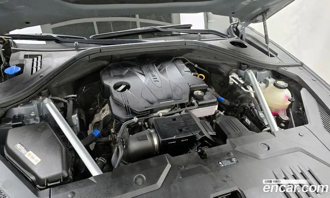 Genesis GV70 2022 2.5 Автомат в Москве № 1143608, фото 6