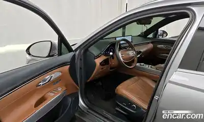 Genesis GV70 2022 2.5 Автомат в Москве № 1143608, миниатюра 10