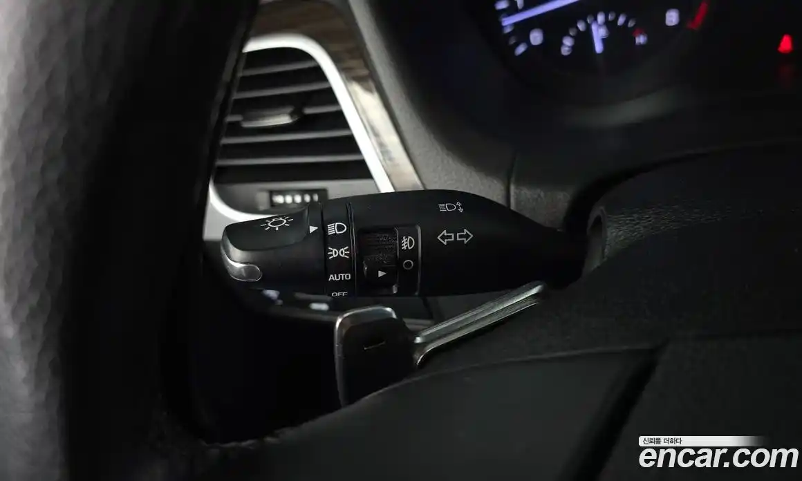 Genesis G80 2017 3.3 Автомат в Москве № 1143727, фото 18