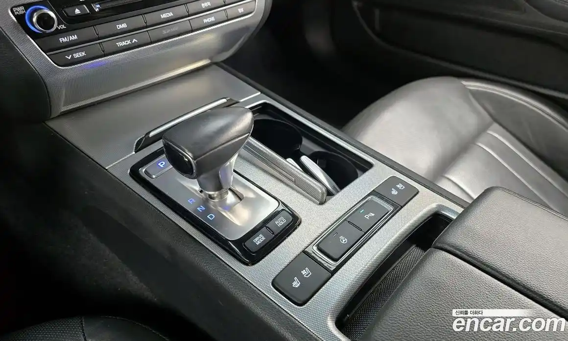 Genesis G80 2017 3.3 Автомат в Москве № 1143727, фото 9