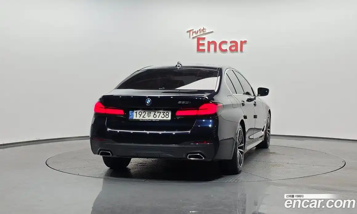 BMW 5-Series 2023 2.0 гидро в Москве, фото 3