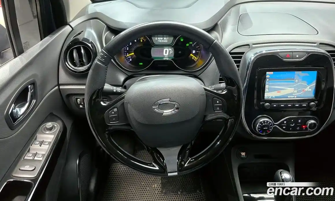 Renault QM3 2015 1.5 гидро в Москве № 1146022, фото 14