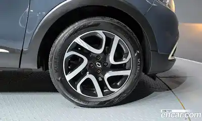 Renault QM3 2015 1.5 гидро в Москве № 1146022, миниатюра 5
