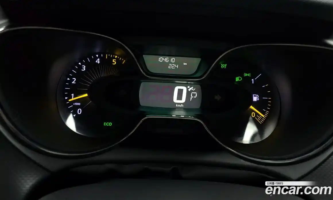 Renault QM3 2015 1.5 гидро в Москве № 1146022, фото 8