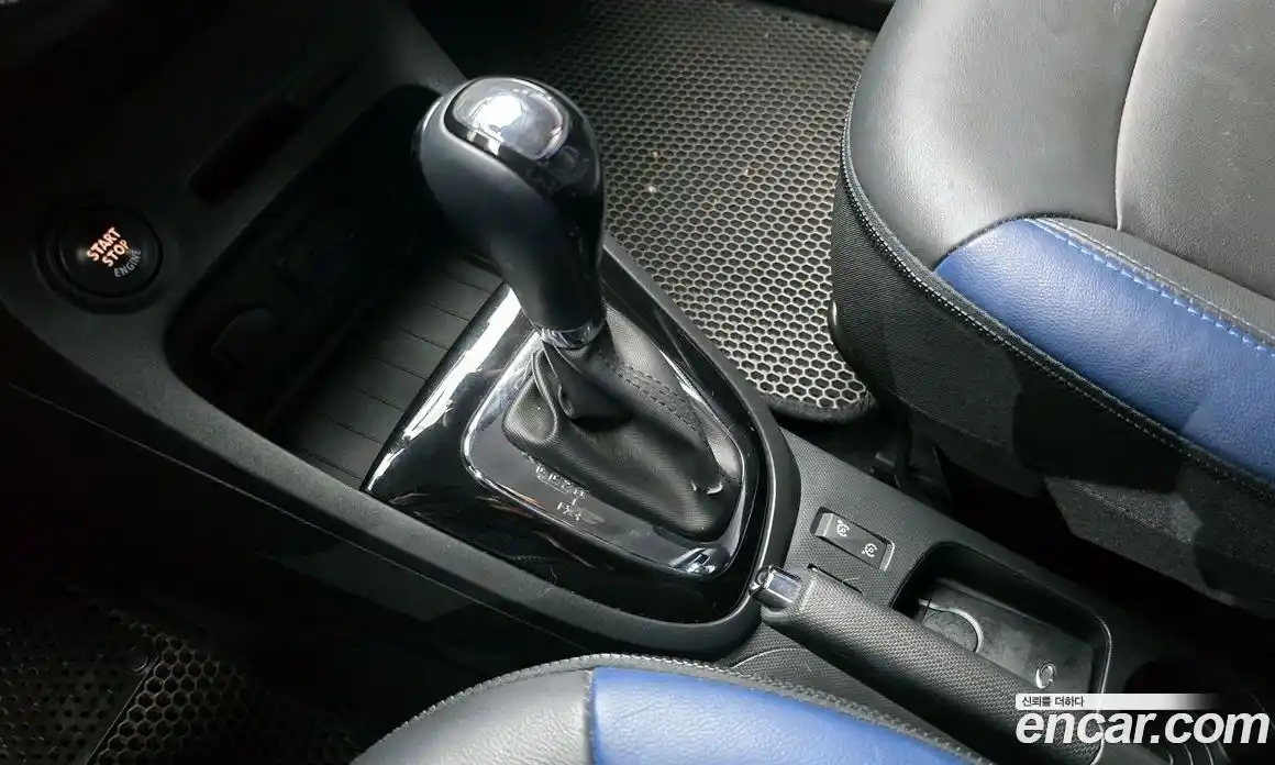 Renault QM3 2015 1.5 гидро в Москве № 1146022, фото 9
