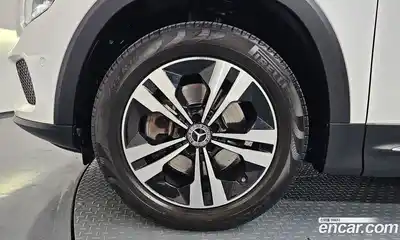 Mercedes-Benz GLB-Class 2021 2.0 гидро в Москве № 1147262, миниатюра 5